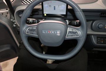 �������� �ƽ�С��PLUS 3.355�׵��Ŵ��綯����΢�� ����ʱ��55.64kWhͼƬ