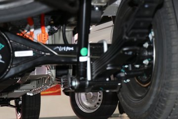 �������� �ƽ�С��PLUS 3.355�׵��Ŵ��綯����΢�� ����ʱ��55.64kWhͼƬ