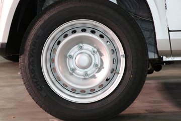 �������� �ƽ�С��PLUS 3.355�׵��Ŵ��綯����΢�� ����ʱ��55.64kWhͼƬ