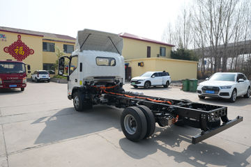 ����˧��ES9 4.18�׵��Ŵ��綯��դʽ�Ῠ ����ʱ��165.15kWhͼƬ