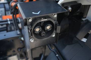 ����˧��ES9 4.18�׵��Ŵ��綯��դʽ�Ῠ ����ʱ��165.15kWhͼƬ