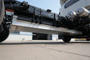 ����˧��ES9 4.18�׵��Ŵ��綯��դʽ�Ῠ ����ʱ��165.15kWhͼƬ