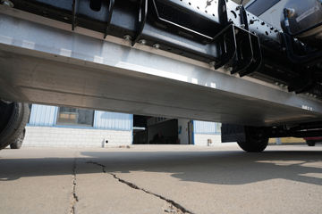 ����˧��ES9 4.18�׵��Ŵ��綯��դʽ�Ῠ ����ʱ��165.15kWhͼƬ