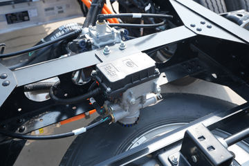 ����˧��ES9 4.18�׵��Ŵ��綯��դʽ�Ῠ ����ʱ��165.15kWhͼƬ