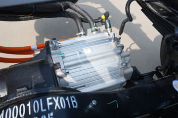 ����˧��ES9 4.18�׵��Ŵ��綯��դʽ�Ῠ ����ʱ��165.15kWhͼƬ