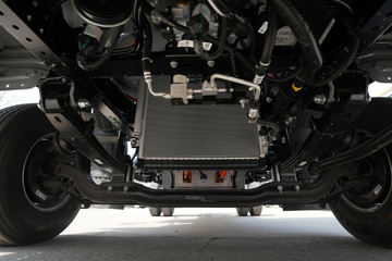 ����˧��ES9 4.18�׵��Ŵ��綯��դʽ�Ῠ ����ʱ��165.15kWhͼƬ