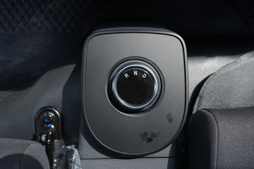 ����Ծ�� ����T2 Һɲ 4.17�׵��Ż���ʽ���綯��ʽ�Ῠ ����ʱ��81.12kWhͼƬ