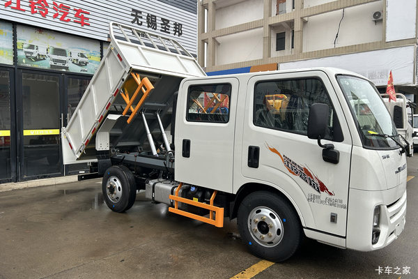 江铃全新顺达 2.5L柴油 136马力 4X2 万里扬5档 3.2米双排自卸车
