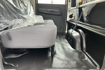 ����ȫ��˳�� 2.5L���� 136���� 4X2 ������5�� 2.19��˫����ж��ͼƬ