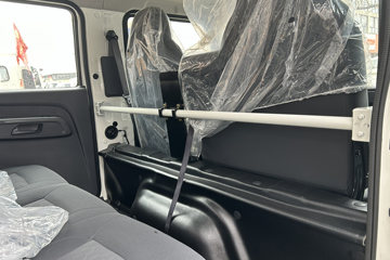 ����ȫ��˳�� 2.5L���� 136���� 4X2 ������5�� 2.19��˫����ж��ͼƬ