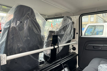 ����ȫ��˳�� 2.5L���� 136���� 4X2 ������5�� 2.19��˫����ж��ͼƬ