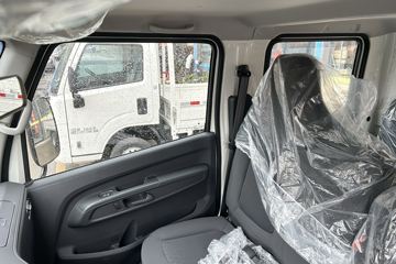 ����ȫ��˳�� 2.5L���� 136���� 4X2 ������5�� 2.19��˫����ж��ͼƬ