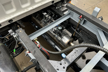 ����ȫ��˳�� 2.5L���� 136���� 4X2 ������5�� 2.19��˫����ж��ͼƬ