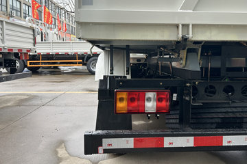 ����ȫ��˳�� 2.5L���� 136���� 4X2 ������5�� 2.19��˫����ж��ͼƬ