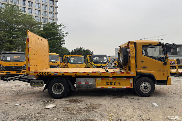 特价车型，广州现车，重载蓝牌一拖二8吨板