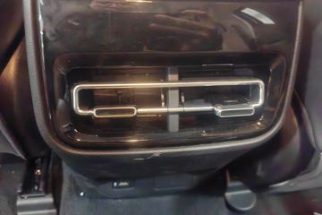 ��������K50 2025�� ������ ���� ���� ���ʽ���̻�϶���Ƥ�� �����߿�31.18kWhͼƬ