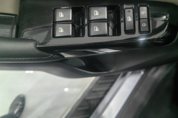 ��������K50 2025�� ������ ���� ���� ���ʽ���̻�϶���Ƥ�� �����߿�31.18kWhͼƬ
