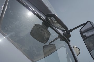 ���ǵ�T5 ɽ���Ƽ��� 4.2�׵��Ŵ��綯��դʽ�Ῠ ����132kWhͼƬ