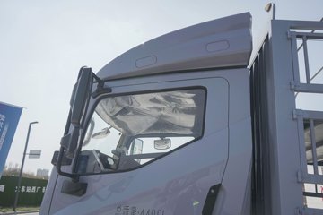 ���ǵ�T5 ɽ���Ƽ��� 4.2�׵��Ŵ��綯��դʽ�Ῠ ����132kWhͼƬ