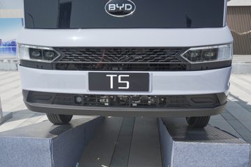 ���ǵ�T5 ɽ���Ƽ��� 4.2�׵��Ŵ��綯��դʽ�Ῠ ����132kWhͼƬ