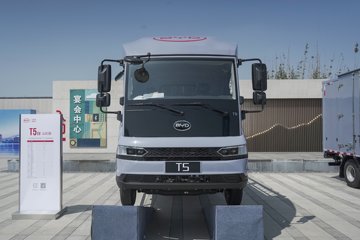 ���ǵ�T5 ɽ���Ƽ��� 4.2�׵��Ŵ��綯��դʽ�Ῠ ����132kWhͼƬ