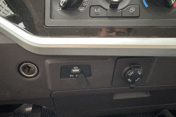 ��������A9 160���� 4X2 ��ʿ��8�� ���ϳ�(��������)ͼƬ