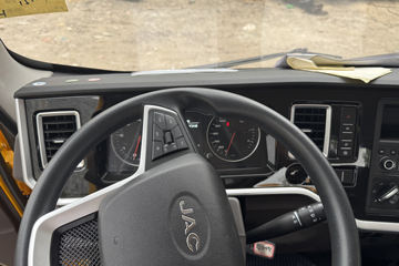 ��������A9 160���� 4X2 ��ʿ��8�� ���ϳ�(��������)ͼƬ