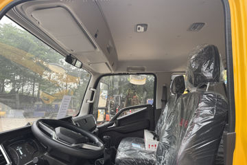 ��������A9 160���� 4X2 ��ʿ��8�� ���ϳ�(��������)ͼƬ