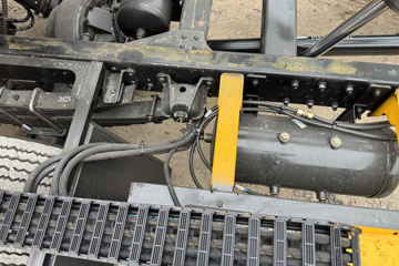 ��������A9 160���� 4X2 ��ʿ��8�� ���ϳ�(��������)ͼƬ