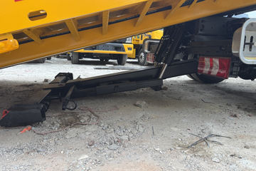 ��������A9 160���� 4X2 ��ʿ��8�� ���ϳ�(��������)ͼƬ