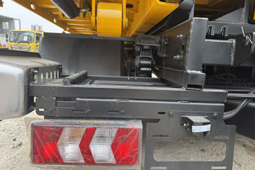 ��������A9 160���� 4X2 ��ʿ��8�� ���ϳ�(��������)ͼƬ