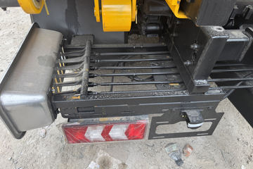 ��������A9 160���� 4X2 ��ʿ��8�� ���ϳ�(��������)ͼƬ