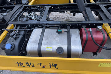 ��������A9 160���� 4X2 ��ʿ��8�� ���ϳ�(��������)ͼƬ