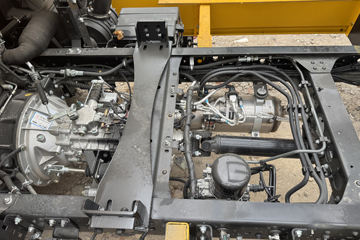 ��������A9 160���� 4X2 ��ʿ��8�� ���ϳ�(��������)ͼƬ