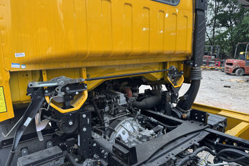 ��������A9 160���� 4X2 ��ʿ��8�� ���ϳ�(��������)ͼƬ