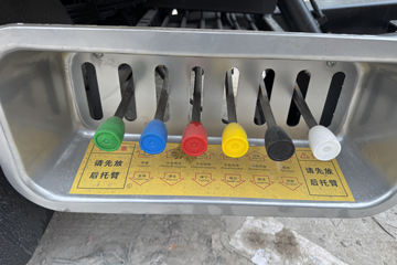 ��������A9 160���� 4X2 ��ʿ��8�� ���ϳ�(��������)ͼƬ