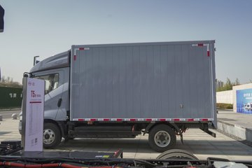 ���ǵ�T5 ������ 4.03�׵��Ŵ��綯��ʽ�Ῠ ����132kWhͼƬ