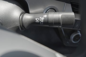 ���ǵ�T5 ������ 4.03�׵��Ŵ��綯��ʽ�Ῠ ����132kWhͼƬ