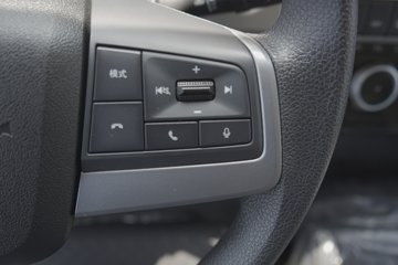 ���ǵ�T5 ������ 4.03�׵��Ŵ��綯��ʽ�Ῠ ����132kWhͼƬ