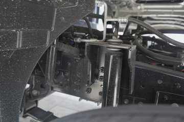 ���ǵ�T5 ������ 4.03�׵��Ŵ��綯��ʽ�Ῠ ����132kWhͼƬ