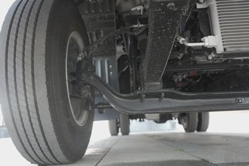 ���ǵ�T5 ������ 4.03�׵��Ŵ��綯��ʽ�Ῠ ����132kWhͼƬ