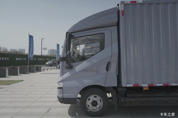 购T5电动载货车 享高达0.5万优惠 购T5电动载货车 享高达0.5万优惠