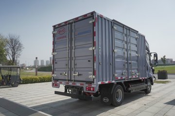 ���ǵ�T5EV �Ƹ��� 4.5T 4.03�׵��Ŵ��綯��ʽ�Ῠ132kWhͼƬ