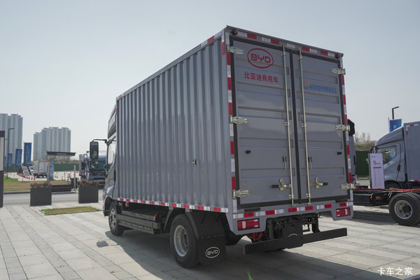 购T5电动载货车 享高达0.5万优惠 购T5电动载货车 享高达0.5万优惠