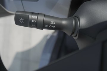 ���ǵ�T5EV �Ƹ��� 4.5T 4.03�׵��Ŵ��綯��ʽ�Ῠ132kWhͼƬ