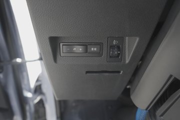 ���ǵ�T5EV �Ƹ��� 4.5T 4.03�׵��Ŵ��綯��ʽ�Ῠ132kWhͼƬ