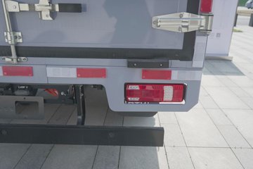 ���ǵ�T5EV �Ƹ��� 4.5T 4.03�׵��Ŵ��綯��ʽ�Ῠ132kWhͼƬ