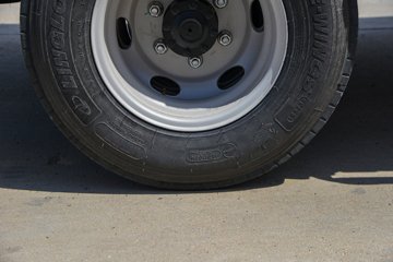 ʱ���캽M5 2.5L���� 150���� ������5�� 4.17�׵��������ῨͼƬ