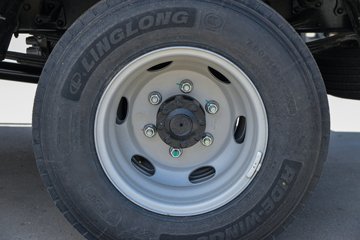 ʱ���캽M5 2.5L���� 150���� ������5�� 4.17�׵��������ῨͼƬ