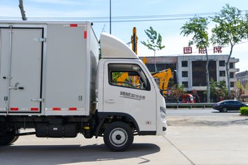 ʱ���캽S1 ��ҵ�� 1.6L���� 122���� ����5�� 3.8�׵�����ʽ΢��ͼƬ